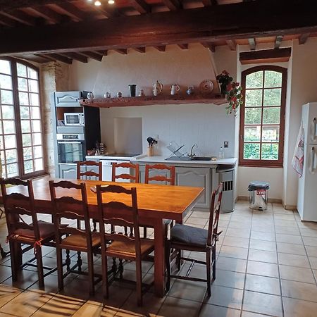 Tayrac  Chaleureux Cottage, Piscine Patio מראה חיצוני תמונה