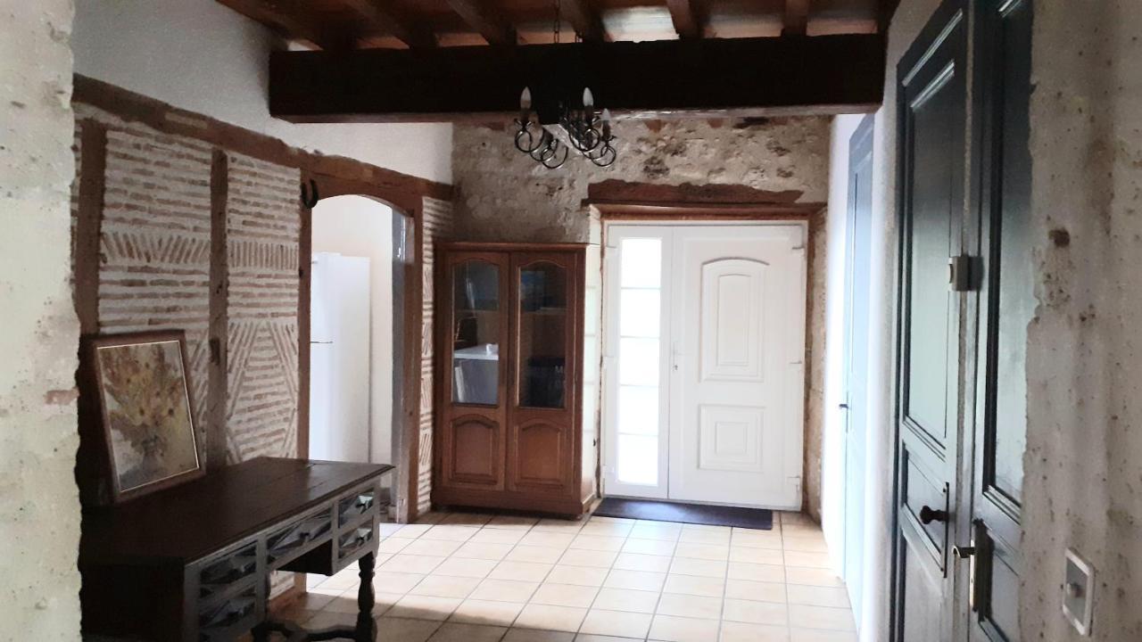 Tayrac  Chaleureux Cottage, Piscine Patio מראה חיצוני תמונה